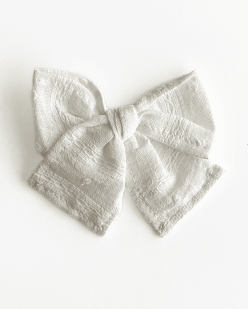 Pinza lazada con clip plumeti guirnalda blanco