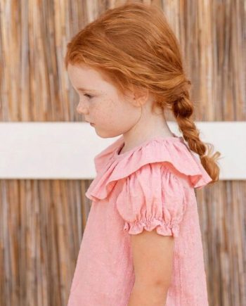 Blusa con manga corta abullonada en plumeti rosa